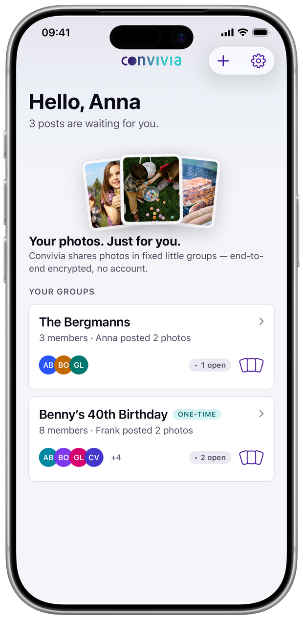 The home screen: two groups, posts waiting